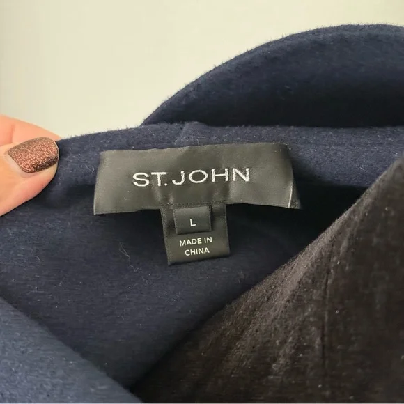 St. John Blue Hooded Wool & Cashmere Wrap Coat in Size Large - Picture 5 of 8